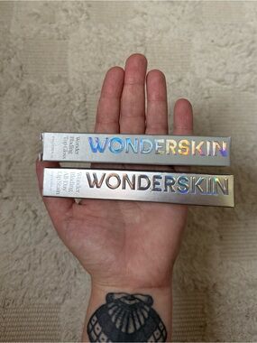 WONDERSKIN | lip stain + gloss combo